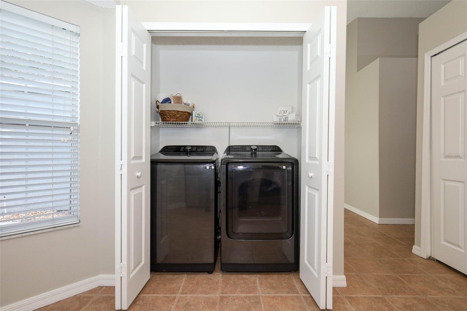 Image 9 of 73 For 14130 Leicester Lane