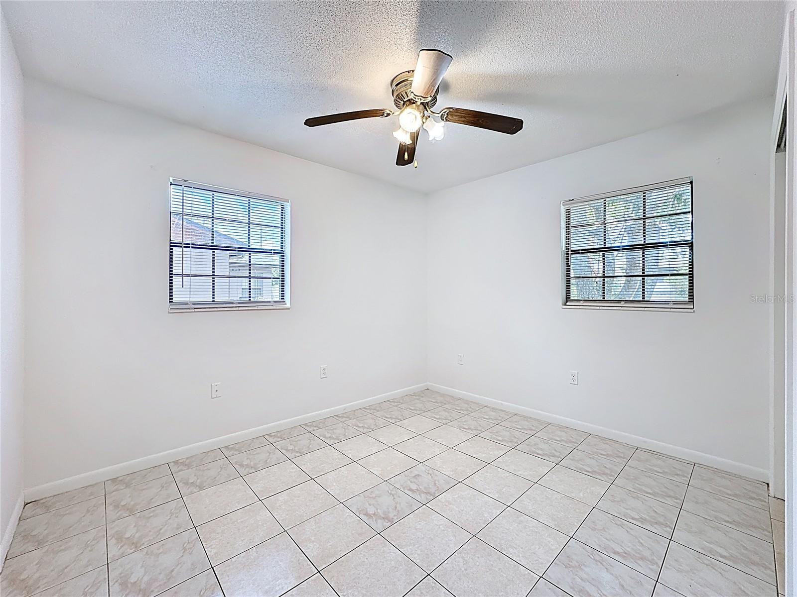 Image 14 of 20 For 1328 Oxalis Avenue