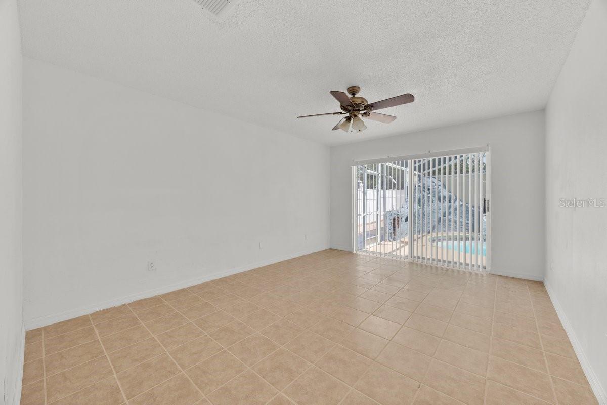 Image 15 of 26 For 642 Riggs Circle