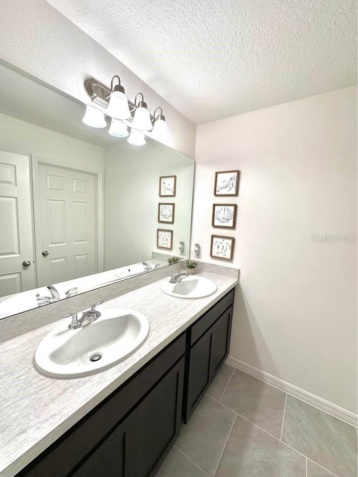 Image 5 of 9 For 4850 Cedar Bay Terrace