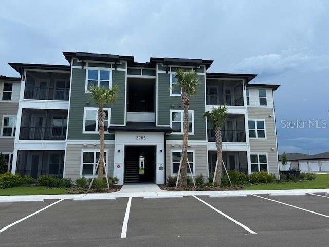 Details for 2285 Waterfall Court 5-101, MOUNT DORA, FL 32757