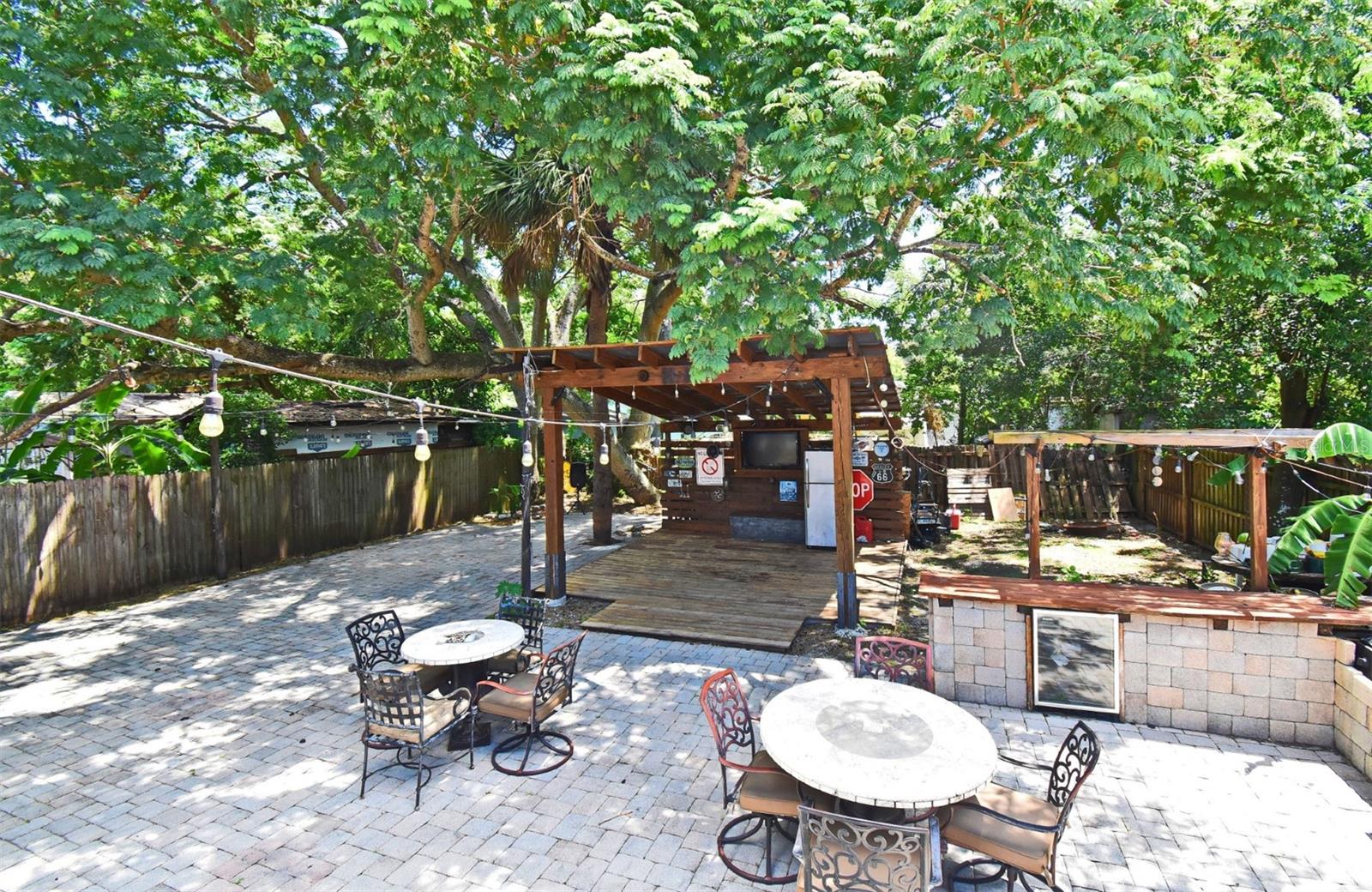 Image 27 of 97 For 233 Hudson Street