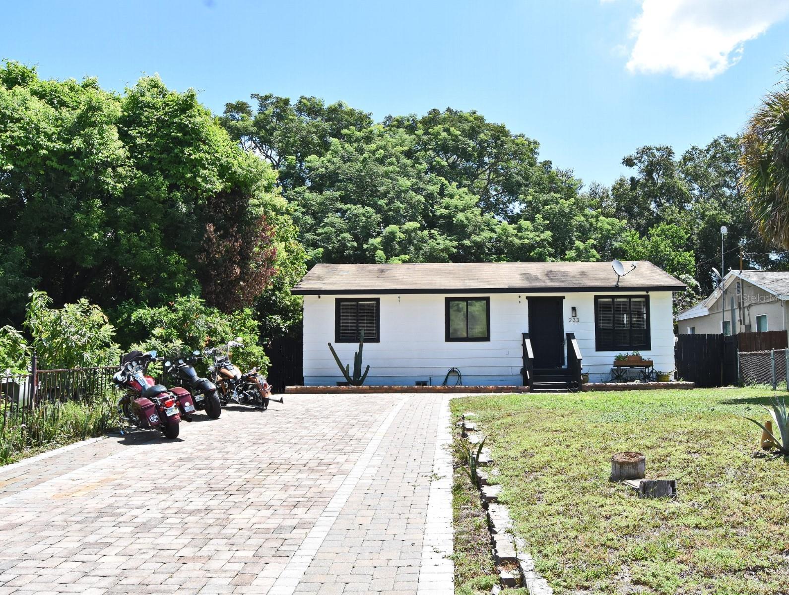 Image 31 of 97 For 233 Hudson Street