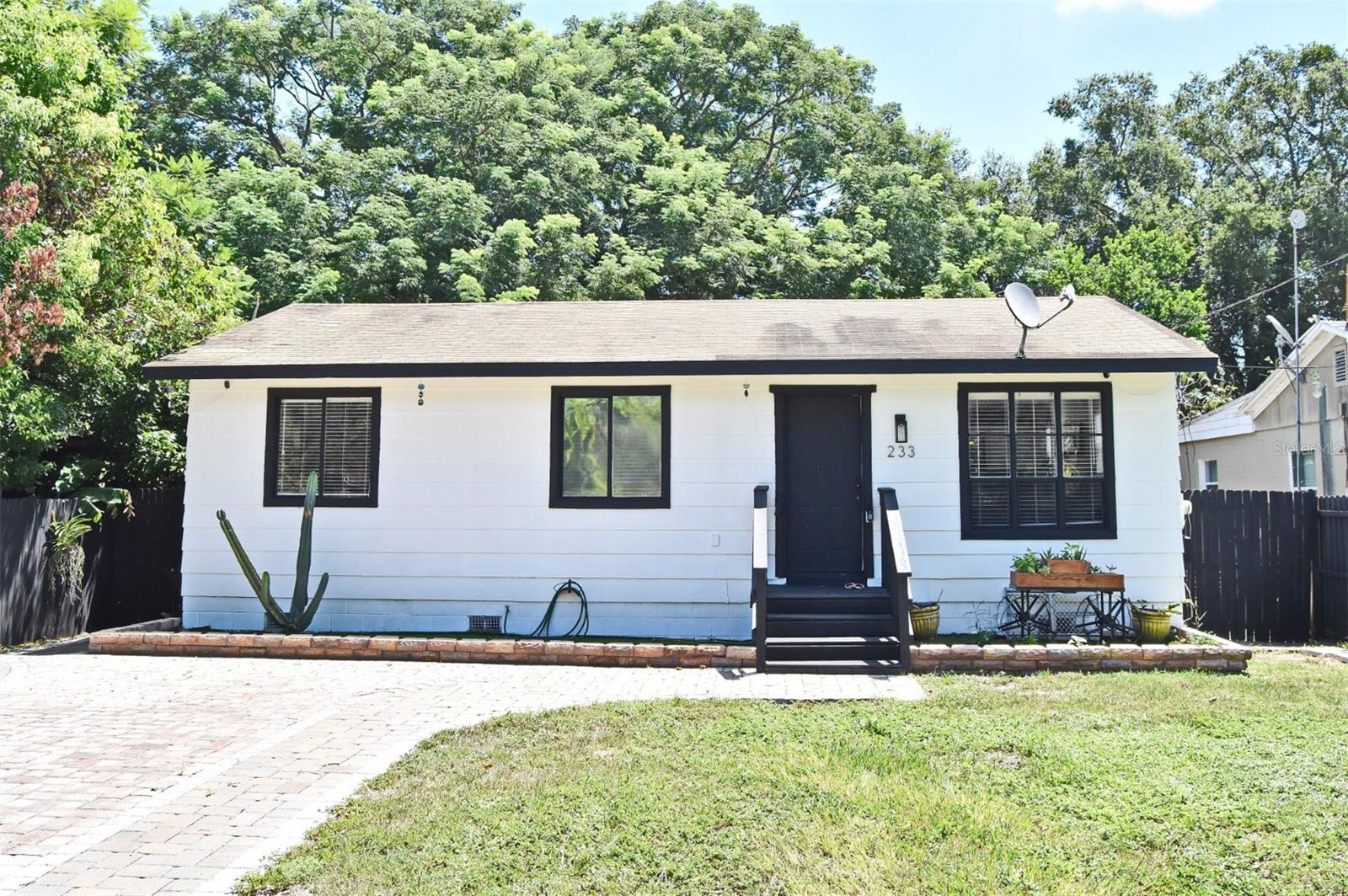 Image 42 of 97 For 233 Hudson Street