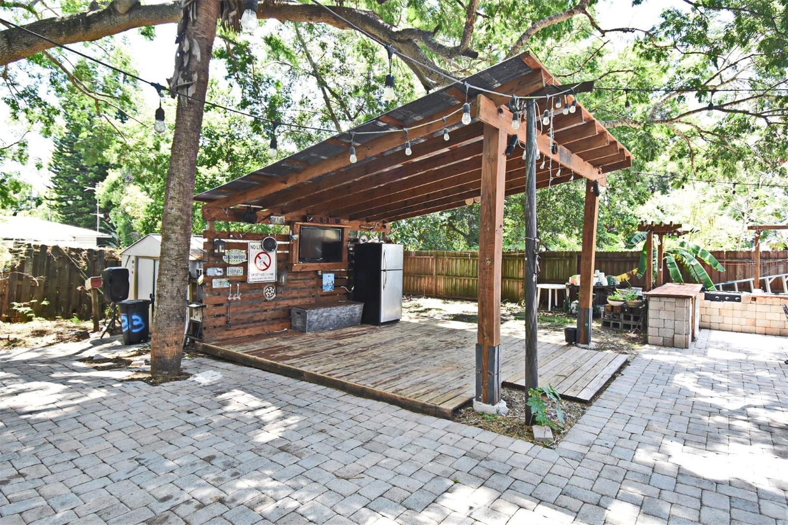 Image 48 of 97 For 233 Hudson Street