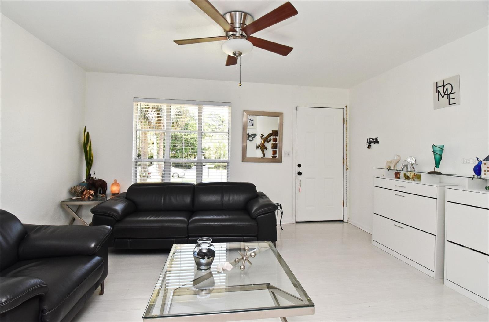 Image 91 of 97 For 233 Hudson Street