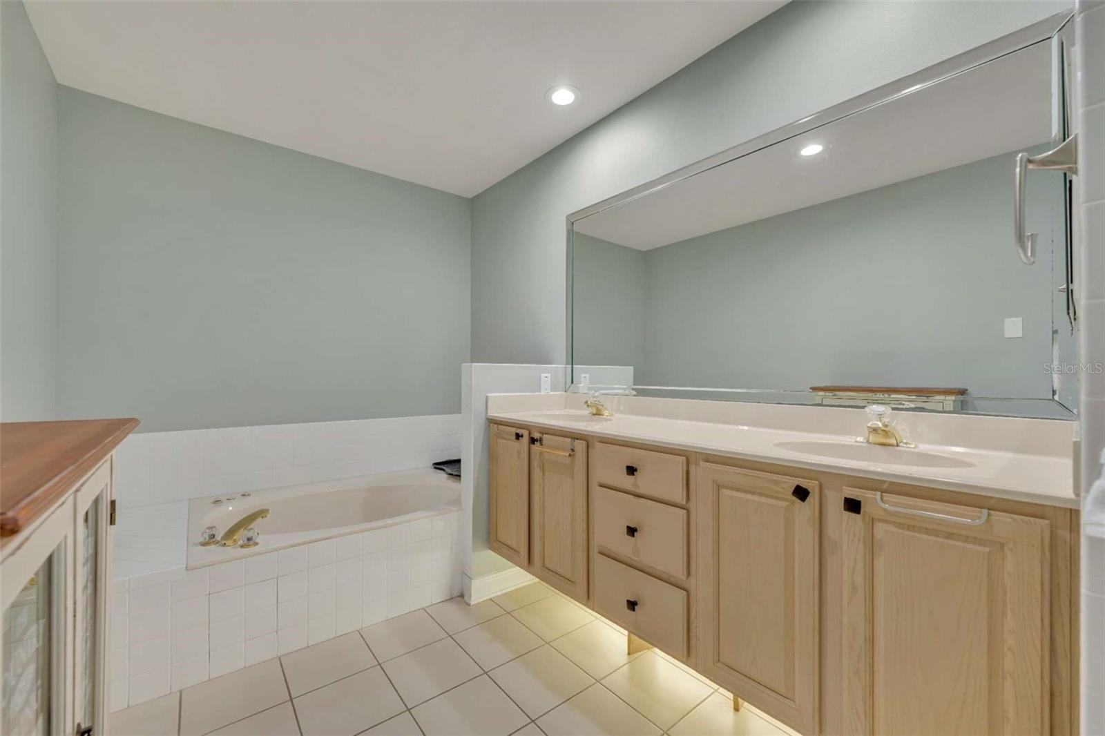 Image 22 of 48 For 3136 Heartleaf Place