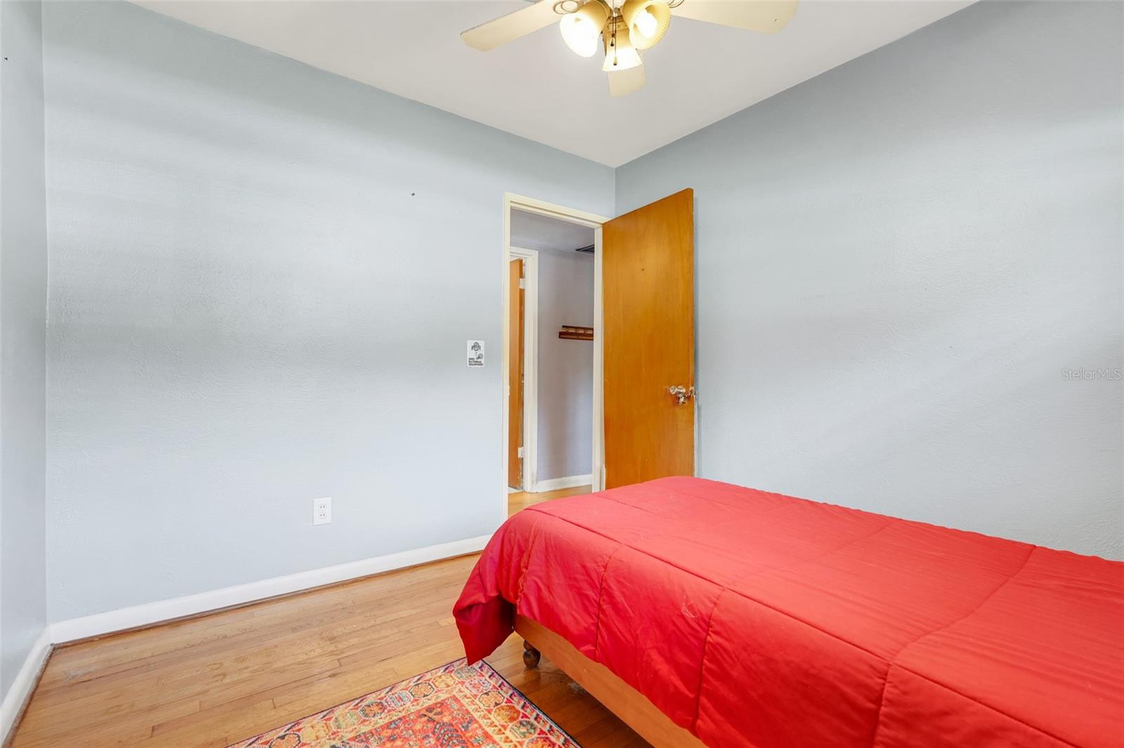 Image 11 of 32 For 1315 Esther Street