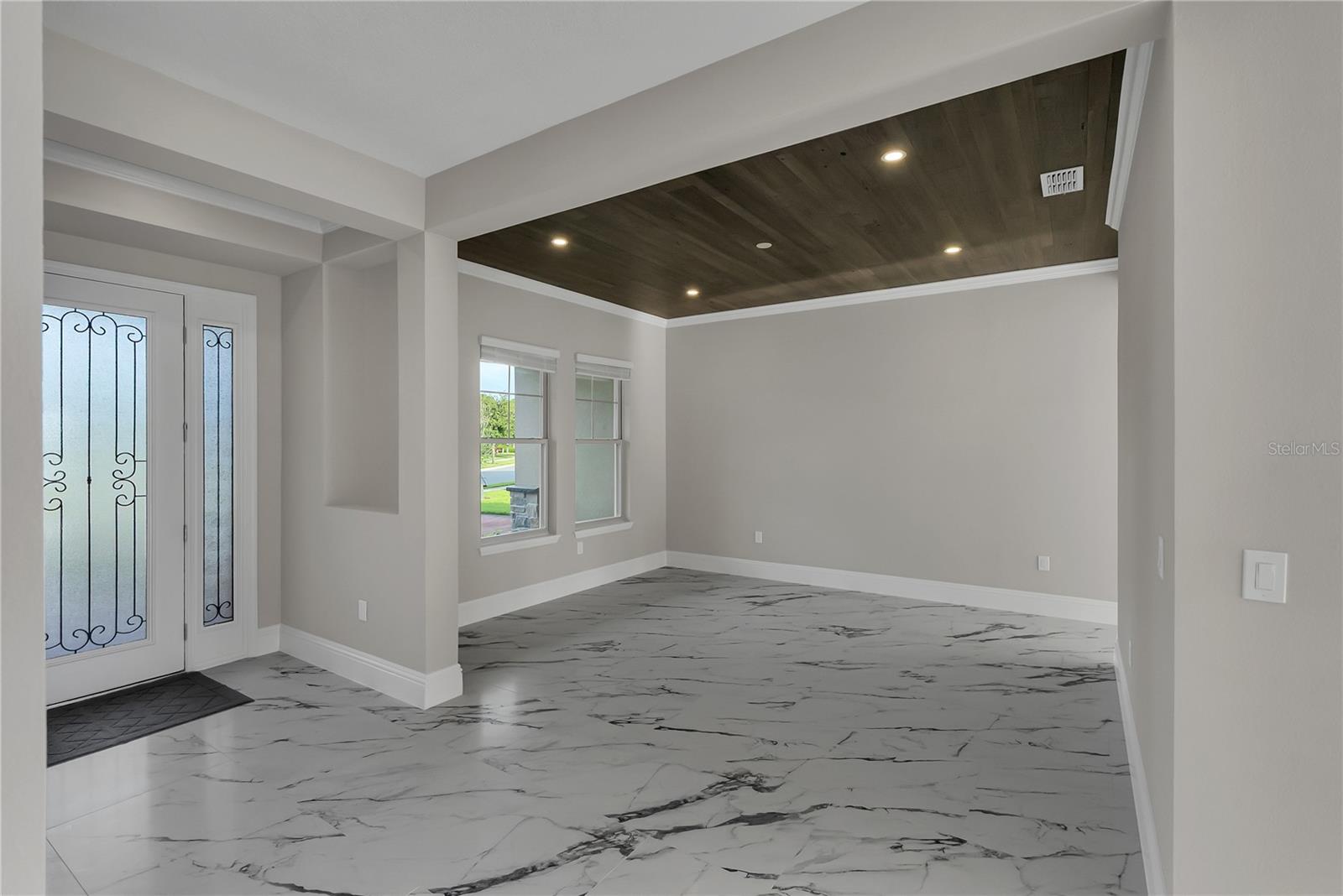 Image 18 of 34 For 10117 Atwater Bay Drive