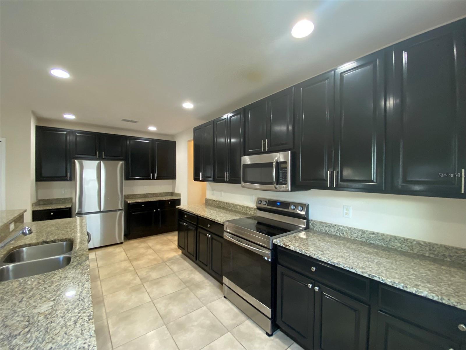 Image 9 of 29 For 2851 Moonstone Bend