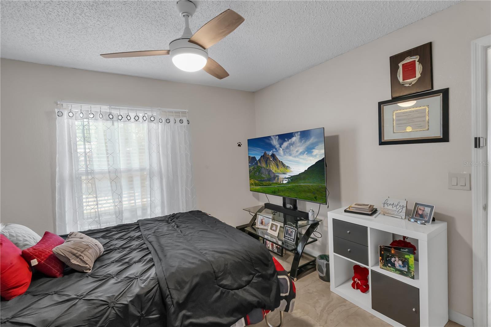 Image 22 of 35 For 1767 Merrick Drive