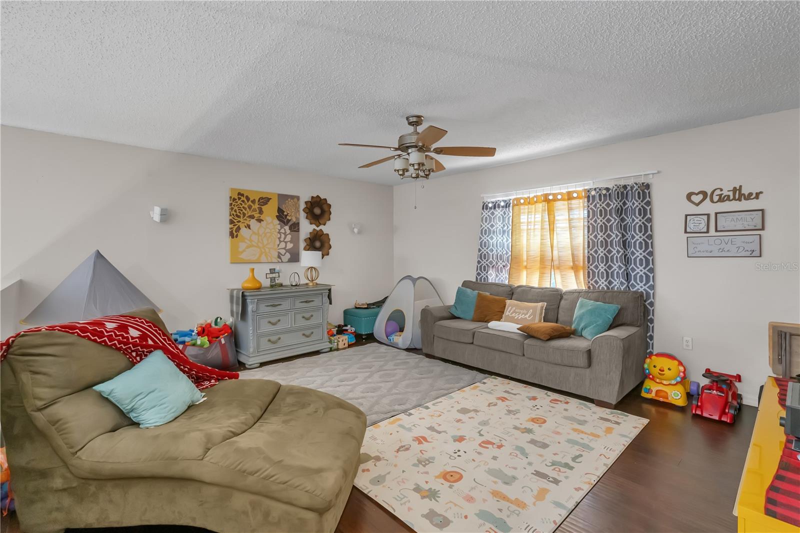 Image 24 of 35 For 1767 Merrick Drive