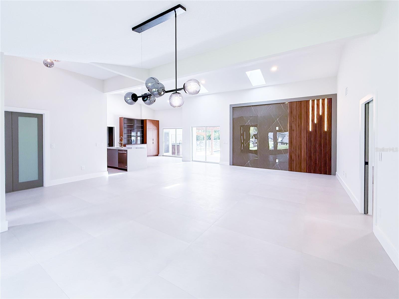 Image 6 of 50 For 3417 Bay Meadow Court