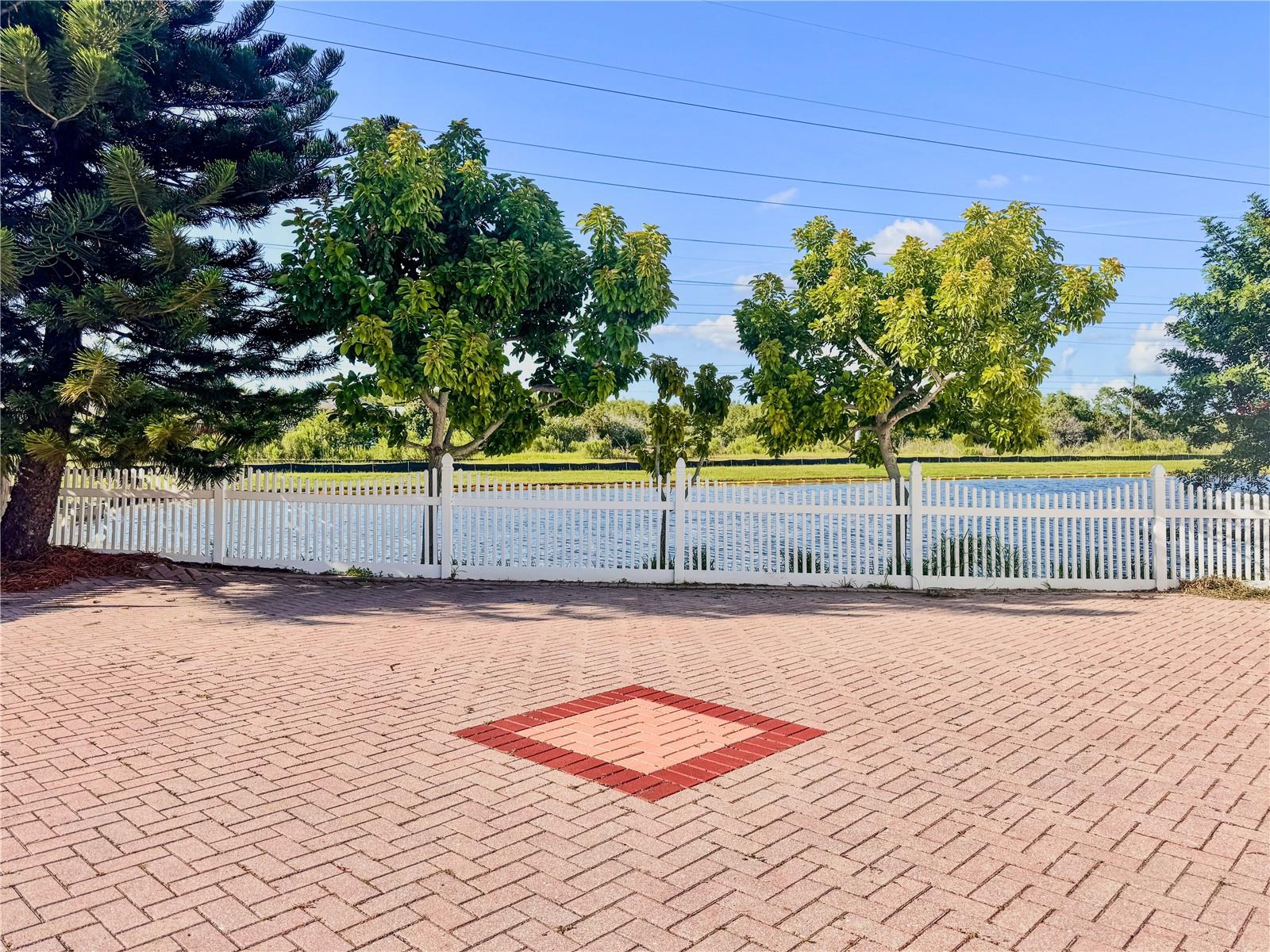 Image 32 of 41 For 1219 Kempton Chase Parkway