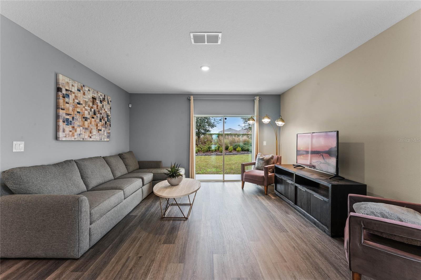 Image 7 of 37 For 3410 Briarwood Grove Drive