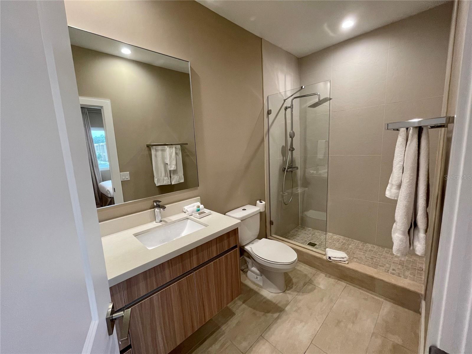 Image 21 of 25 For 7528 Brooklyn Drive