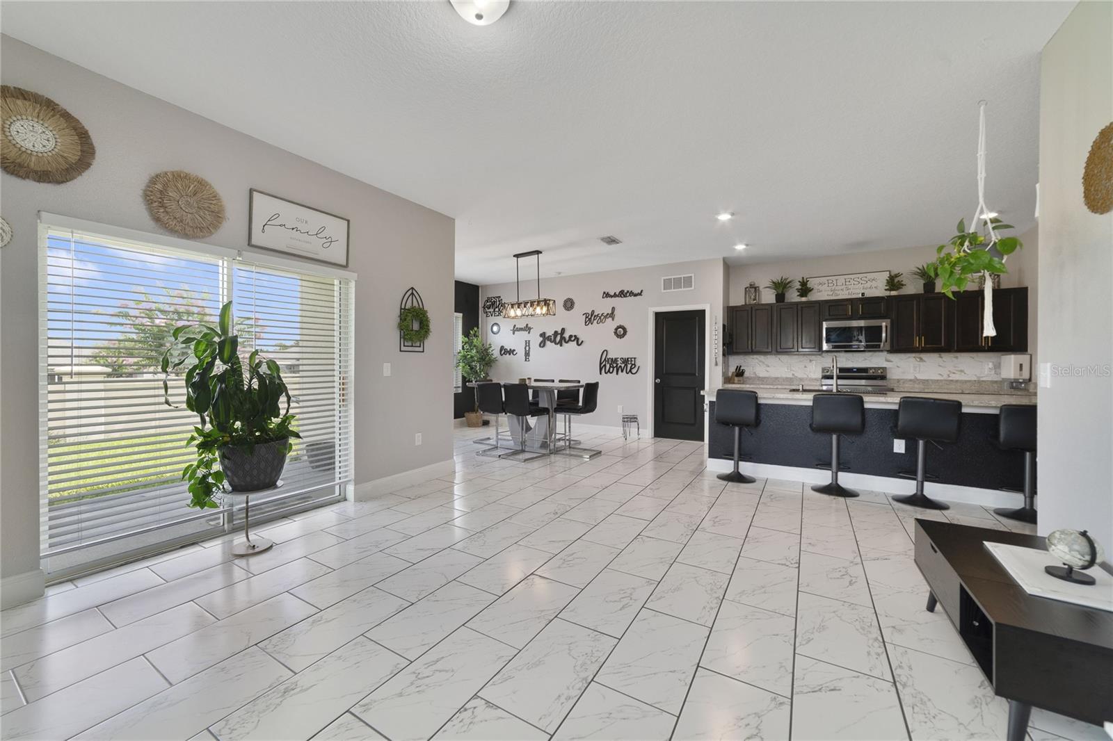 Image 11 of 23 For 311 Eaglecrest Drive