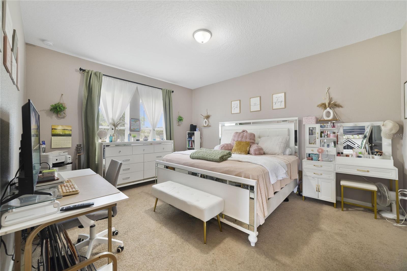 Image 15 of 23 For 311 Eaglecrest Drive