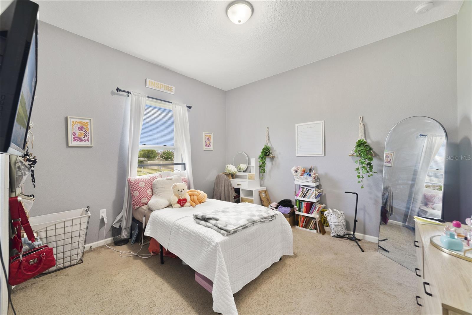 Image 16 of 23 For 311 Eaglecrest Drive