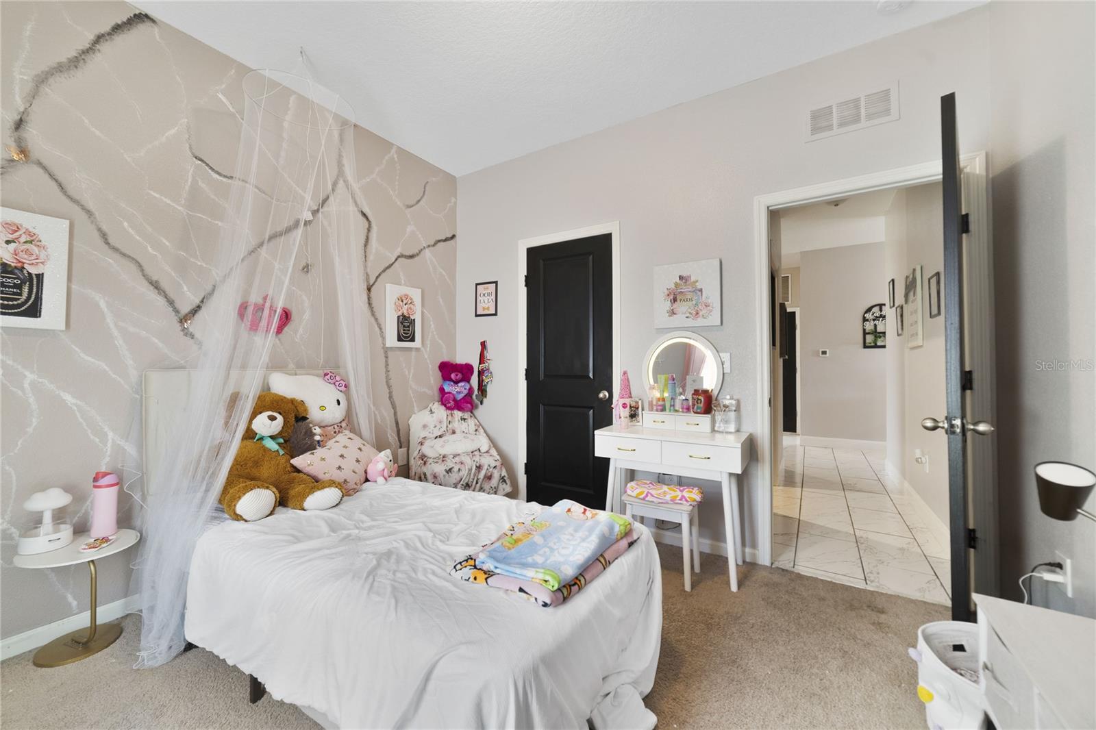 Image 19 of 23 For 311 Eaglecrest Drive