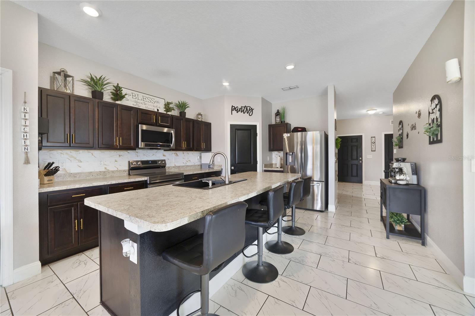 Image 7 of 23 For 311 Eaglecrest Drive