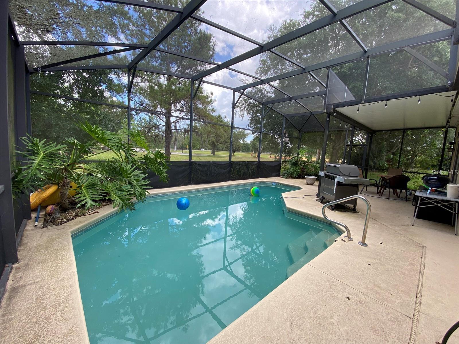 Image 14 of 16 For 9554 Heron Pointe Drive
