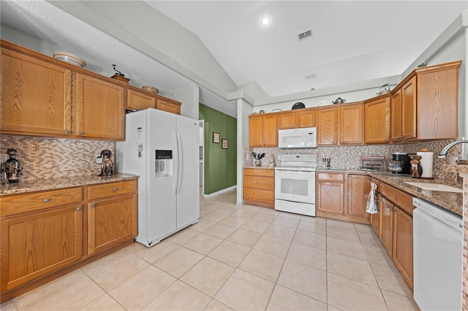Image 17 of 58 For 3351 Countryside View Drive