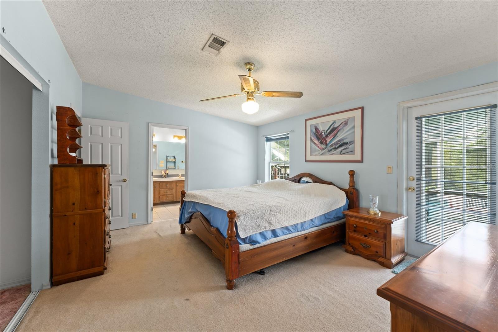 Image 17 of 35 For 13958 Hatchineha Road
