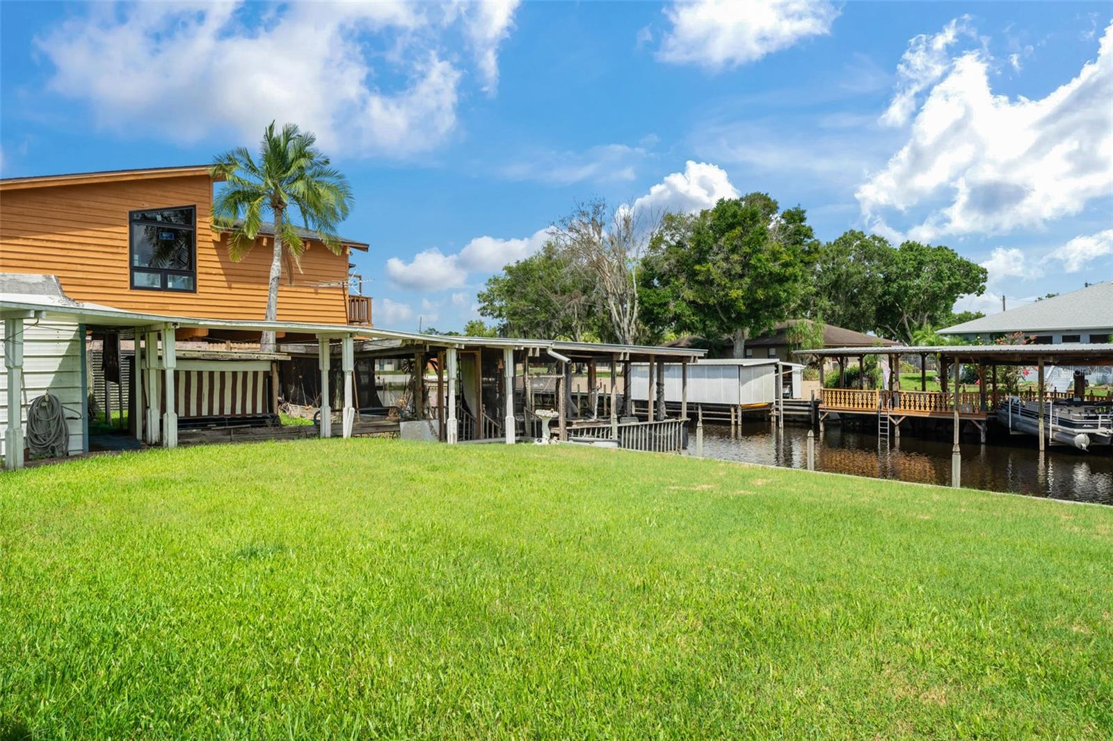 Image 30 of 35 For 13958 Hatchineha Road
