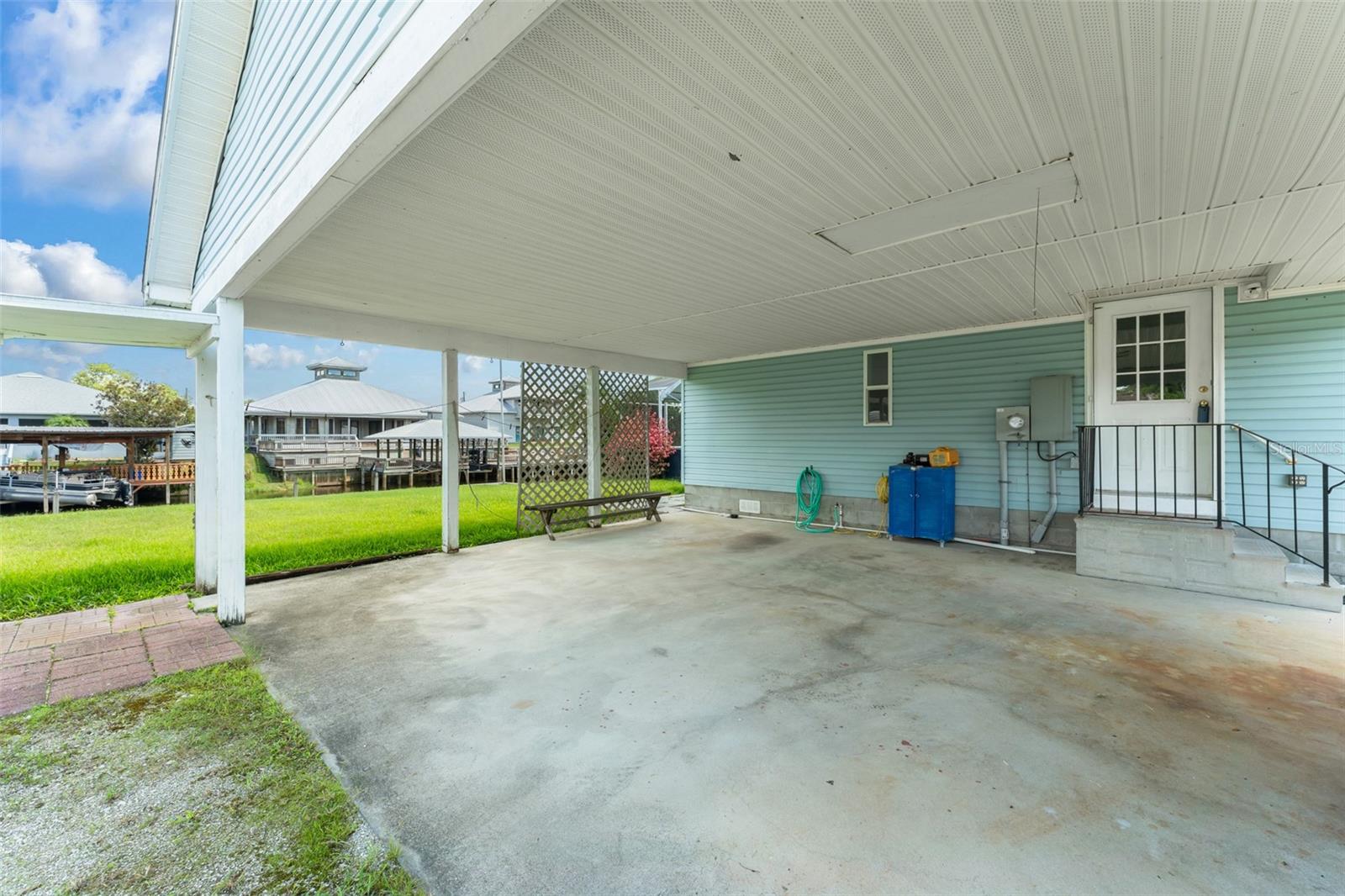Image 34 of 35 For 13958 Hatchineha Road