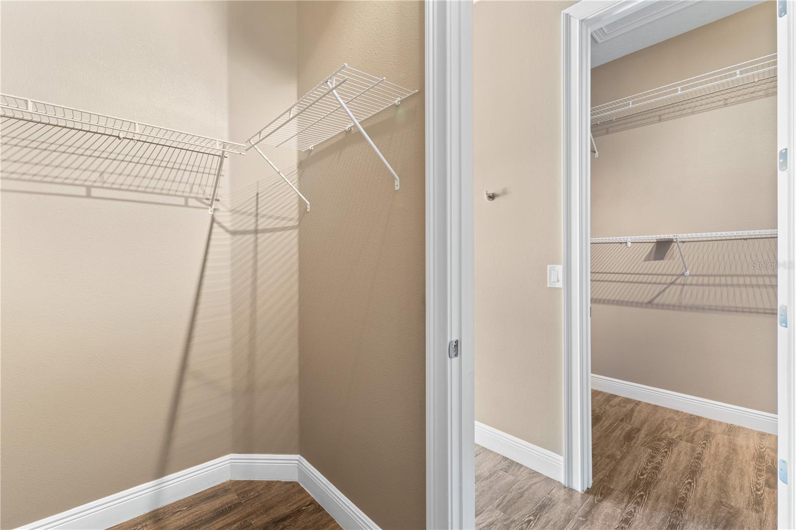 Image 23 of 57 For 11333 Camden Park Drive