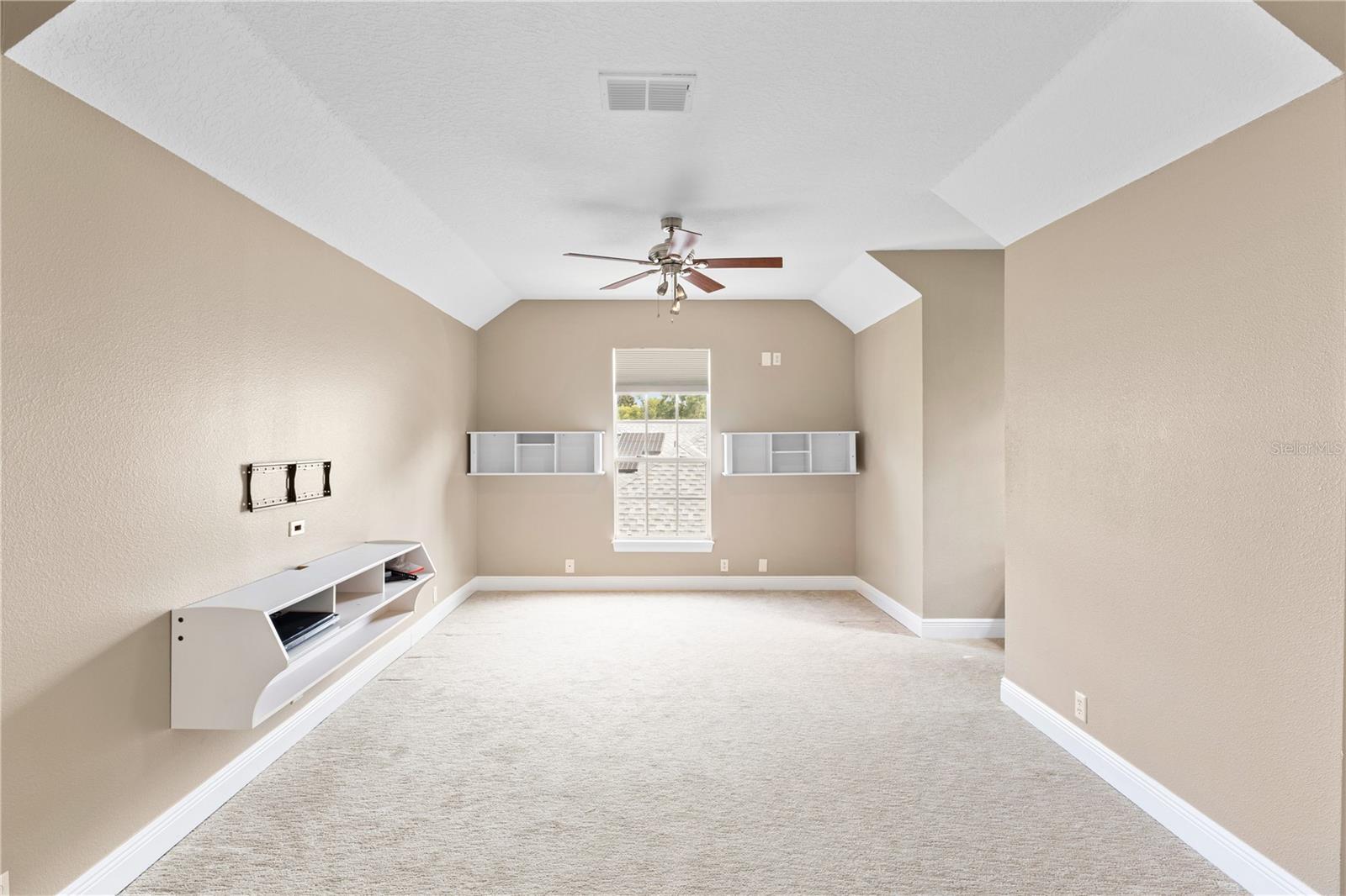 Image 33 of 57 For 11333 Camden Park Drive