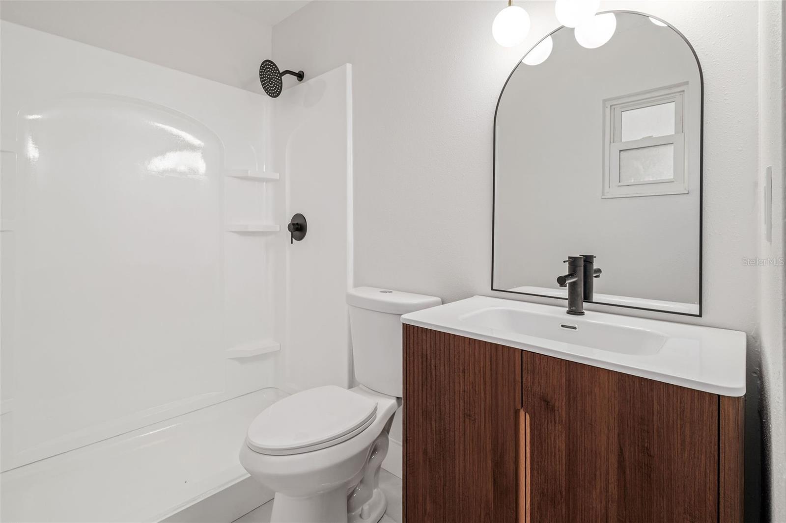 Image 16 of 22 For 2512 Elm Avenue