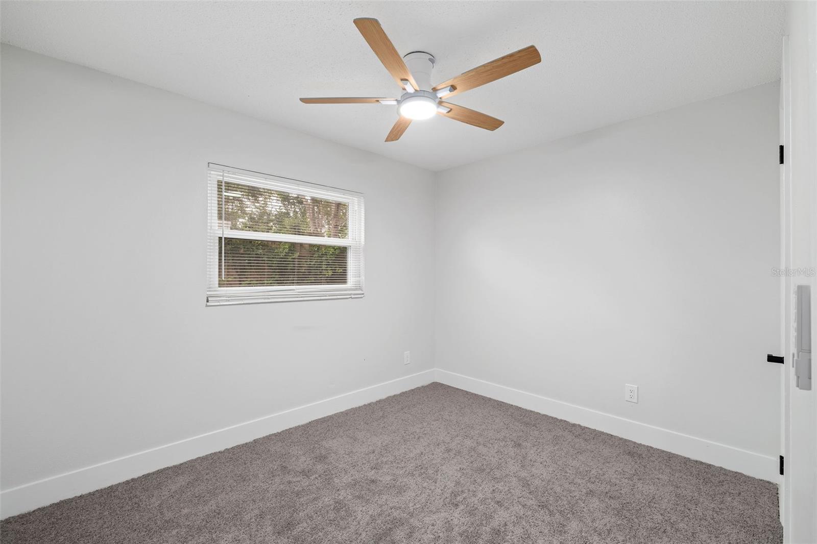 Image 17 of 22 For 2512 Elm Avenue