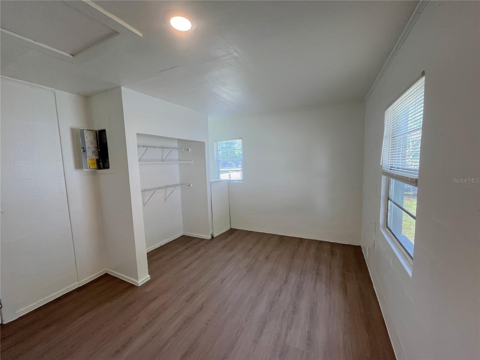 Image 10 of 16 For 900 Randall Street