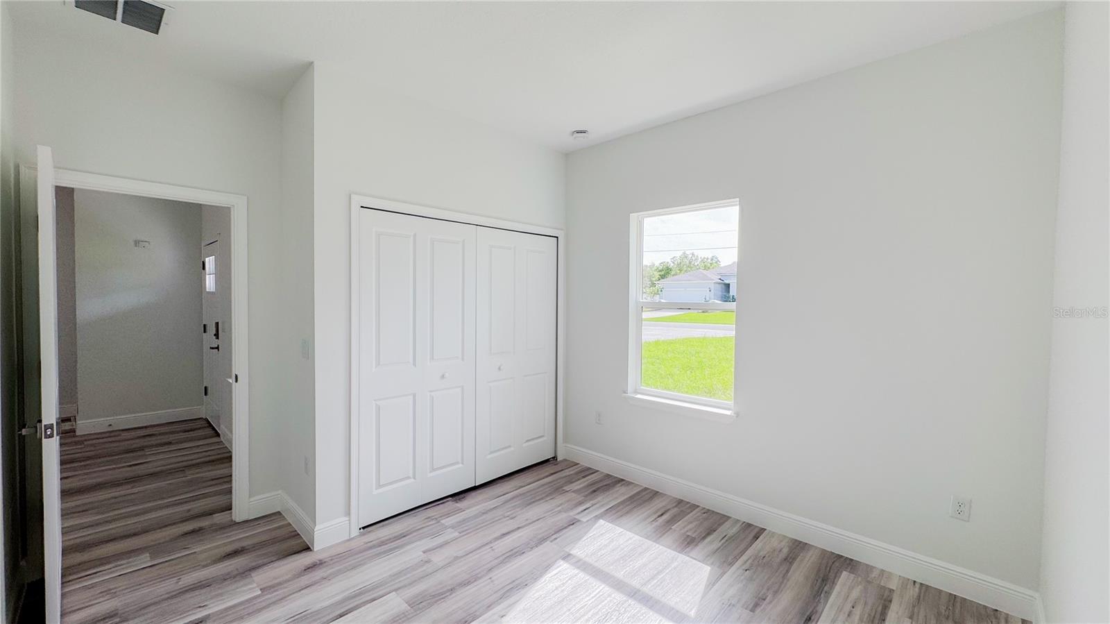 Image 14 of 27 For 15625 37th Circle