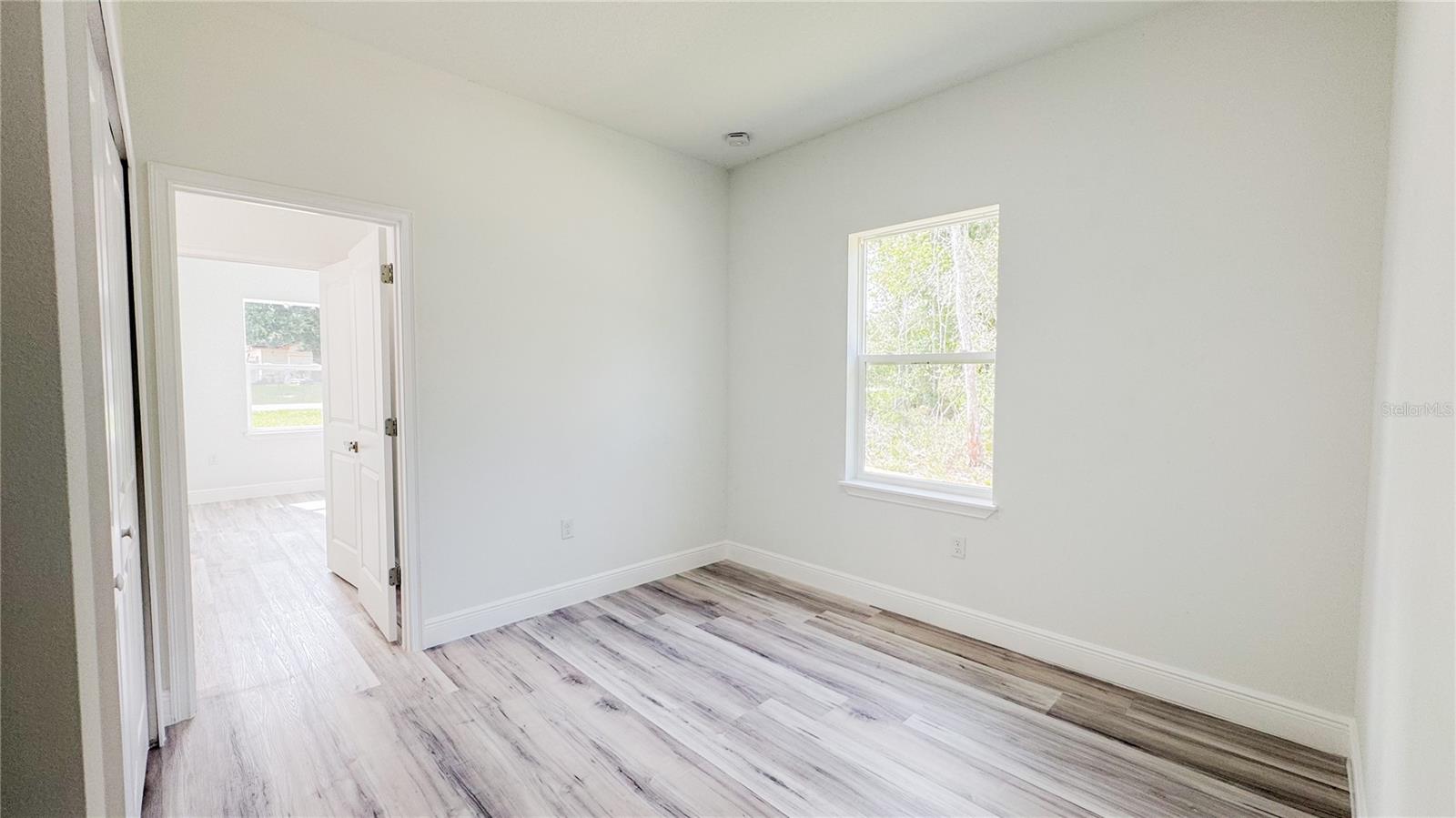 Image 18 of 27 For 15625 37th Circle