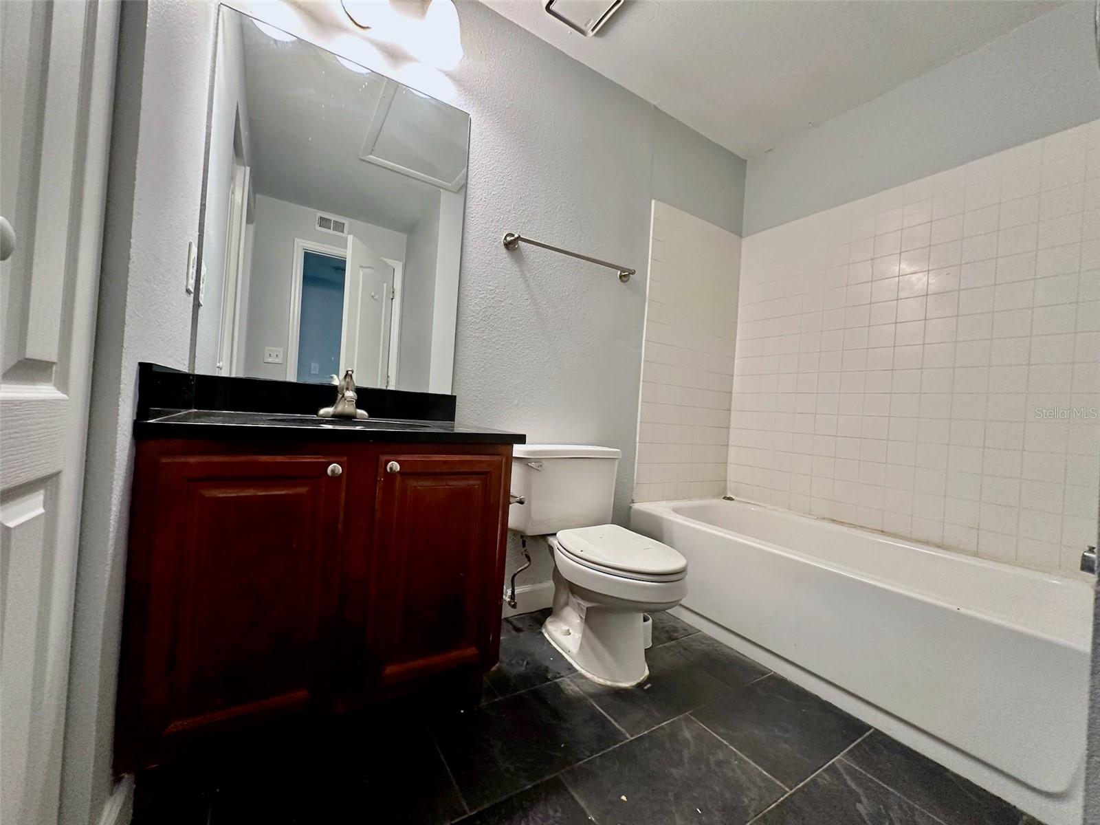 Image 13 of 22 For 2053 Dixie Belle Drive 2053h