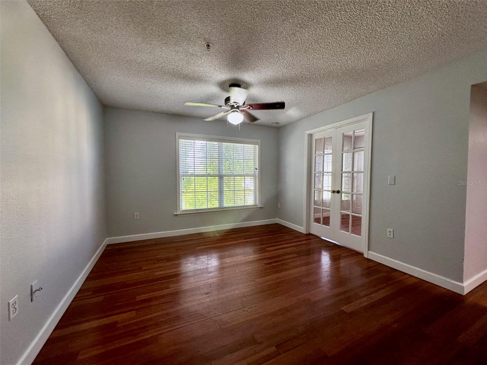 Image 6 of 22 For 2053 Dixie Belle Drive 2053h