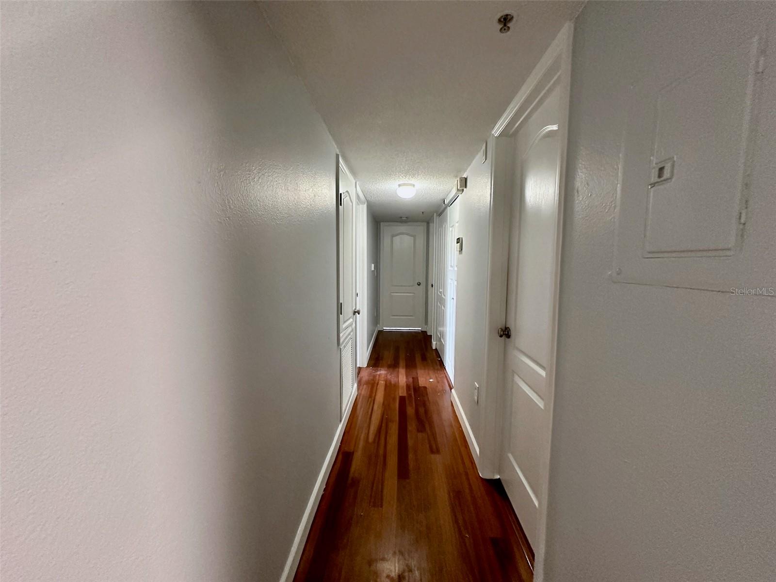 Image 9 of 22 For 2053 Dixie Belle Drive 2053h