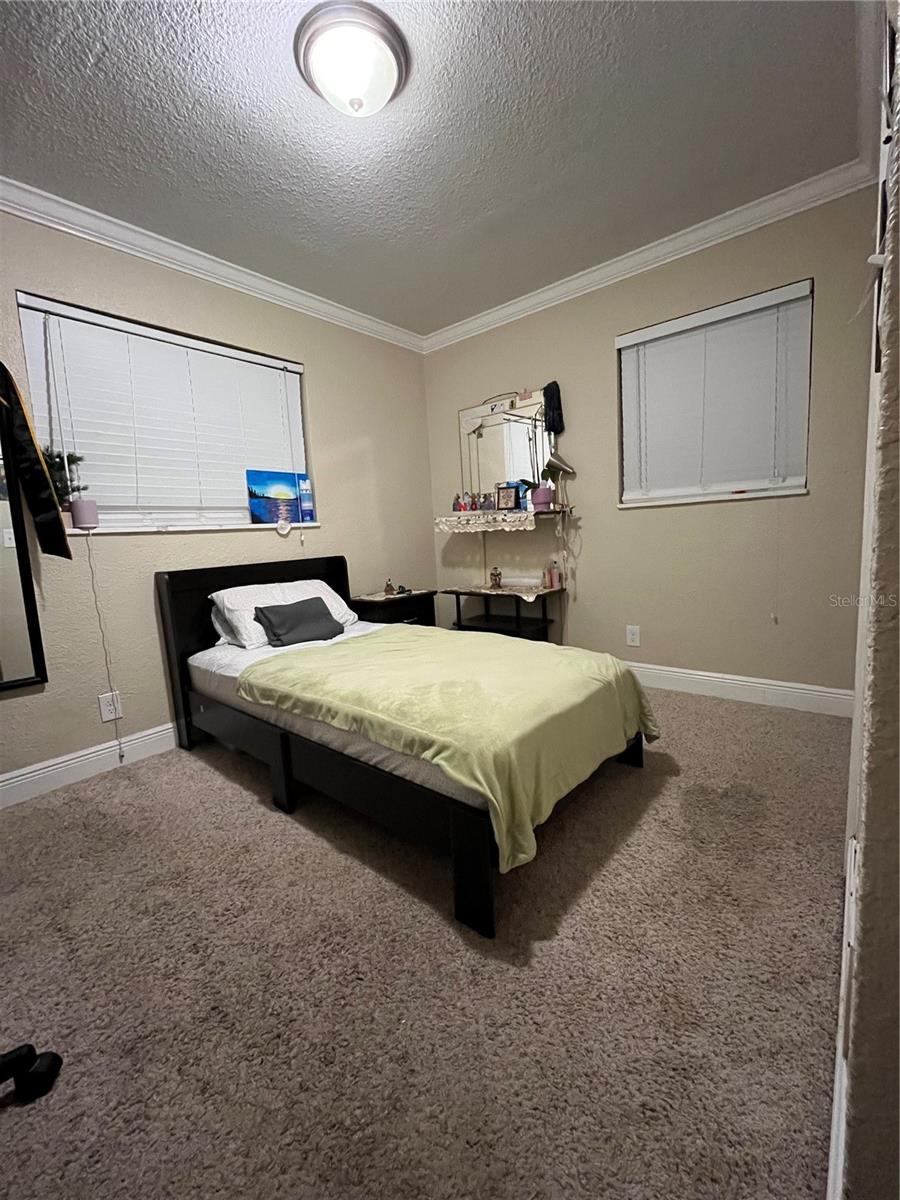 Image 5 of 21 For 603 Zinnia Drive