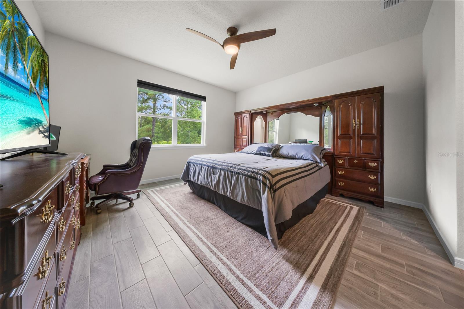 Image 14 of 24 For 2698 River Creek Lane