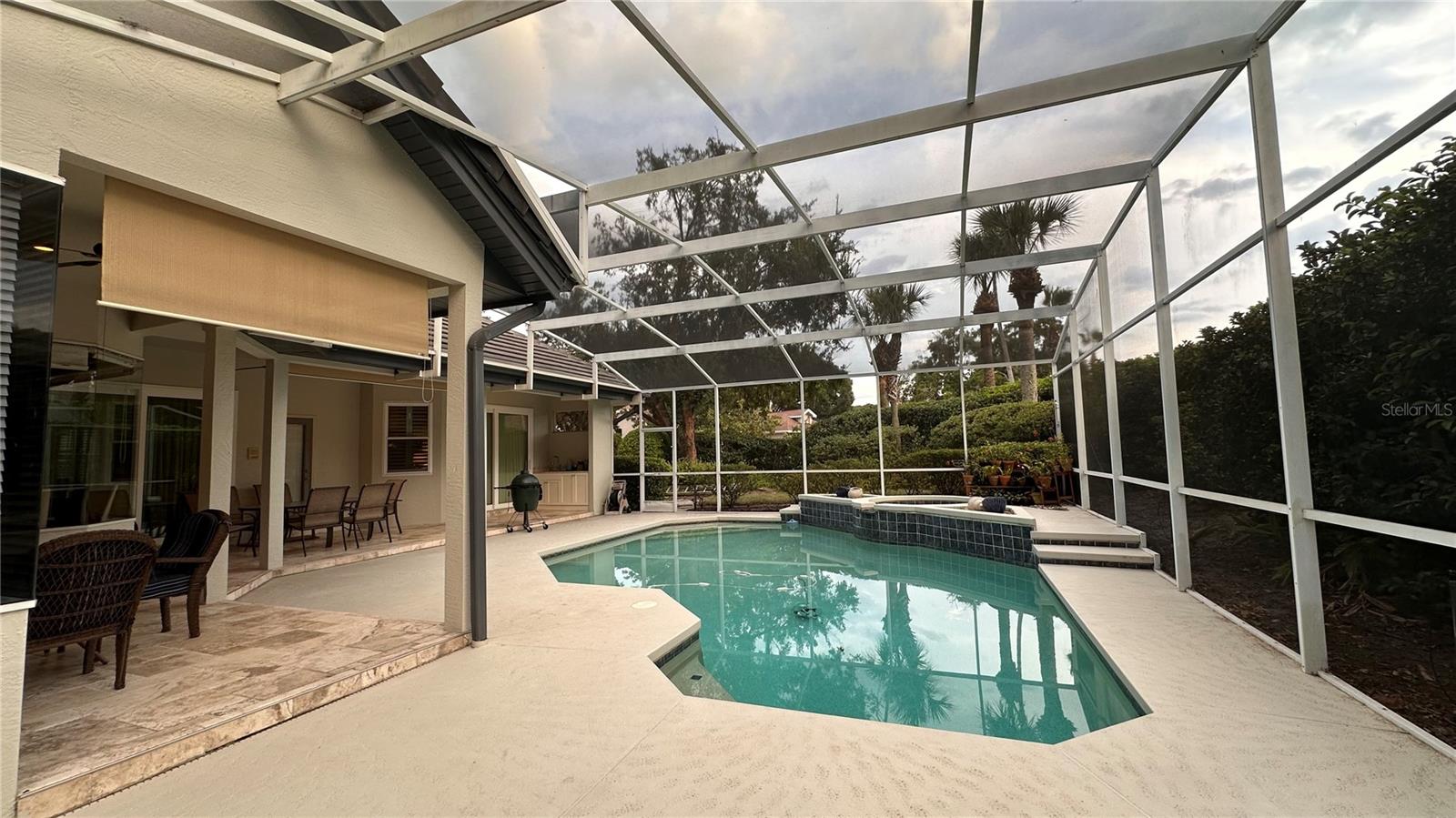 Image 13 of 31 For 618 Chatas Court