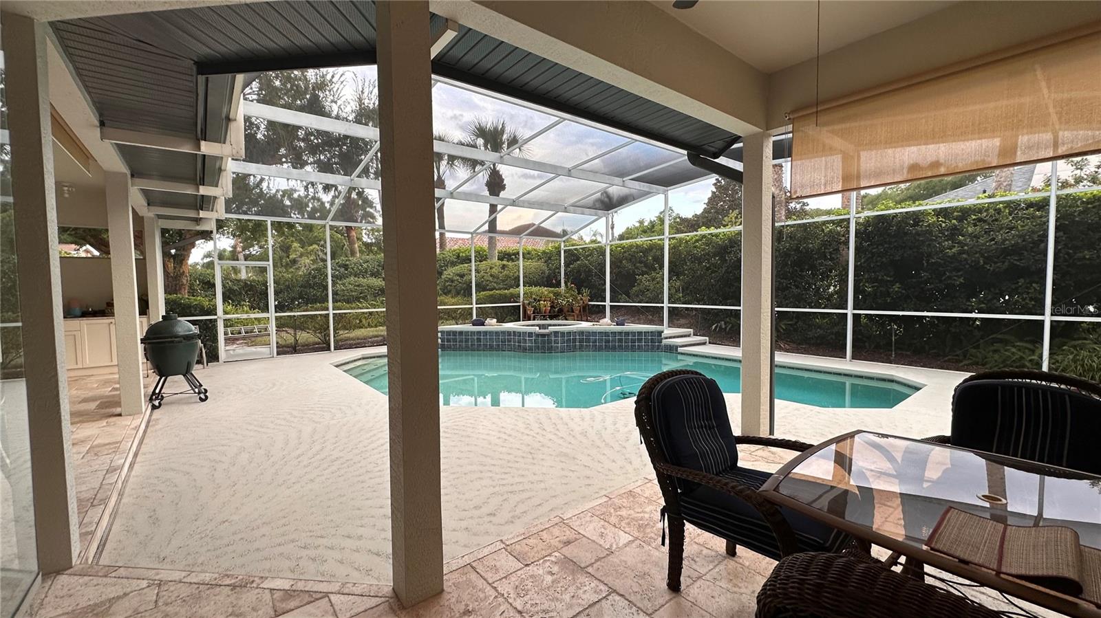 Image 15 of 31 For 618 Chatas Court