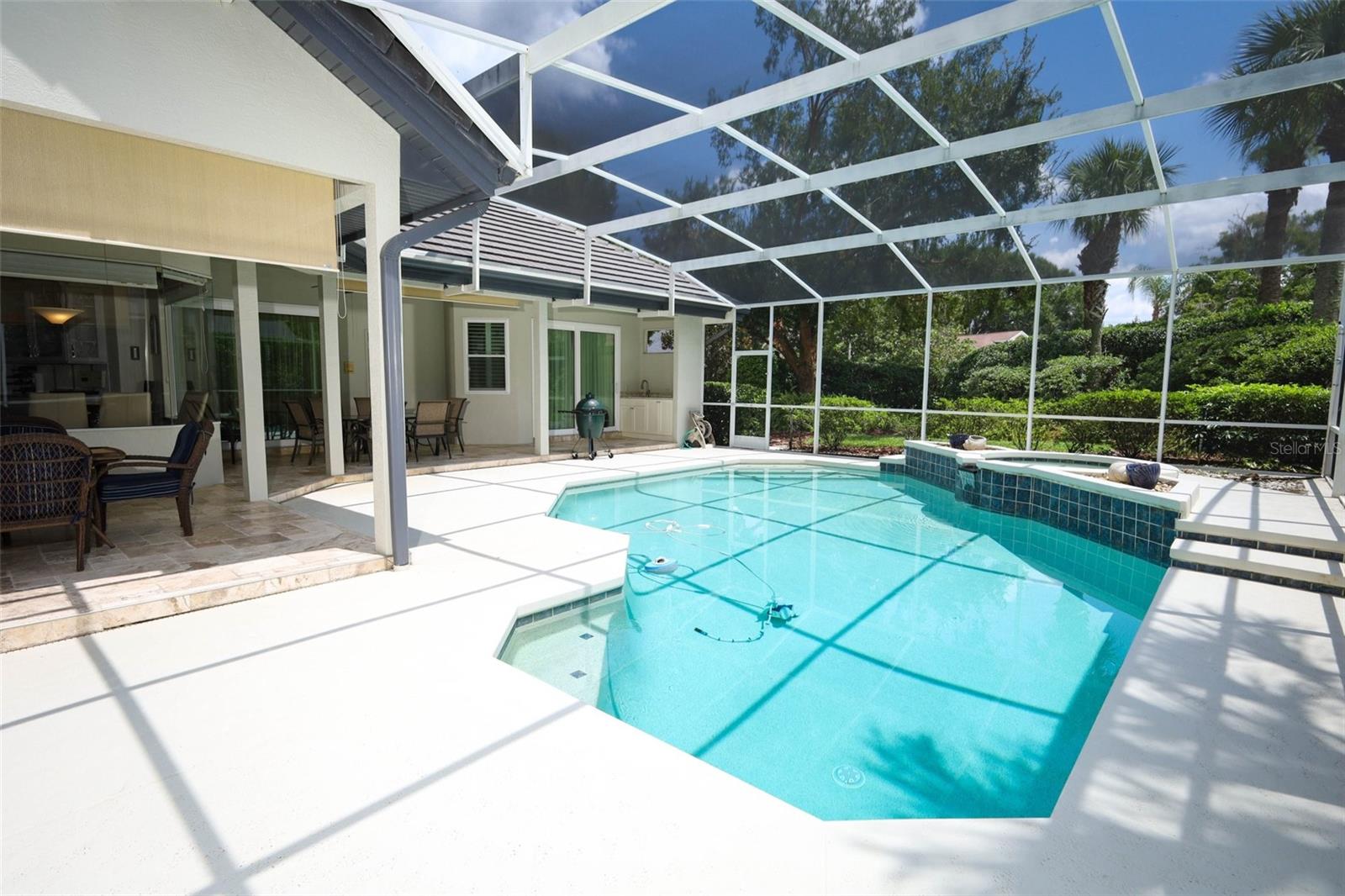 Image 20 of 31 For 618 Chatas Court