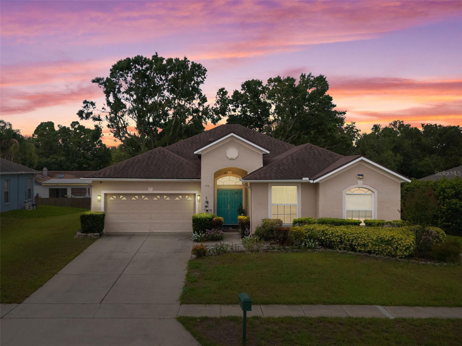 Details for 813 Lancer Circle, OCOEE, FL 34761