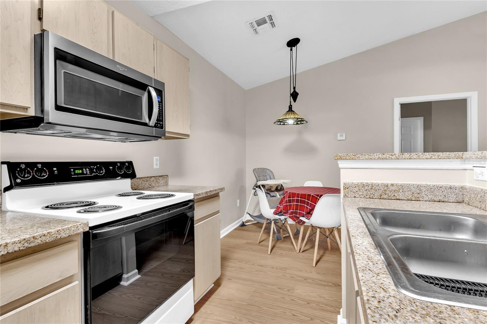 Image 11 of 20 For 4356 Kirkman Road 514
