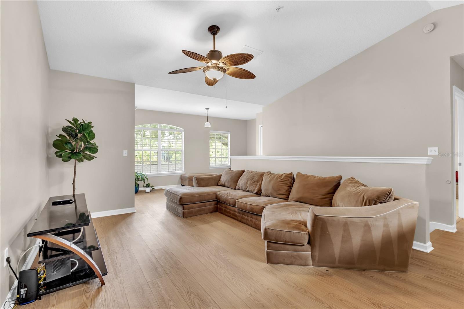 Image 5 of 20 For 4356 Kirkman Road 514