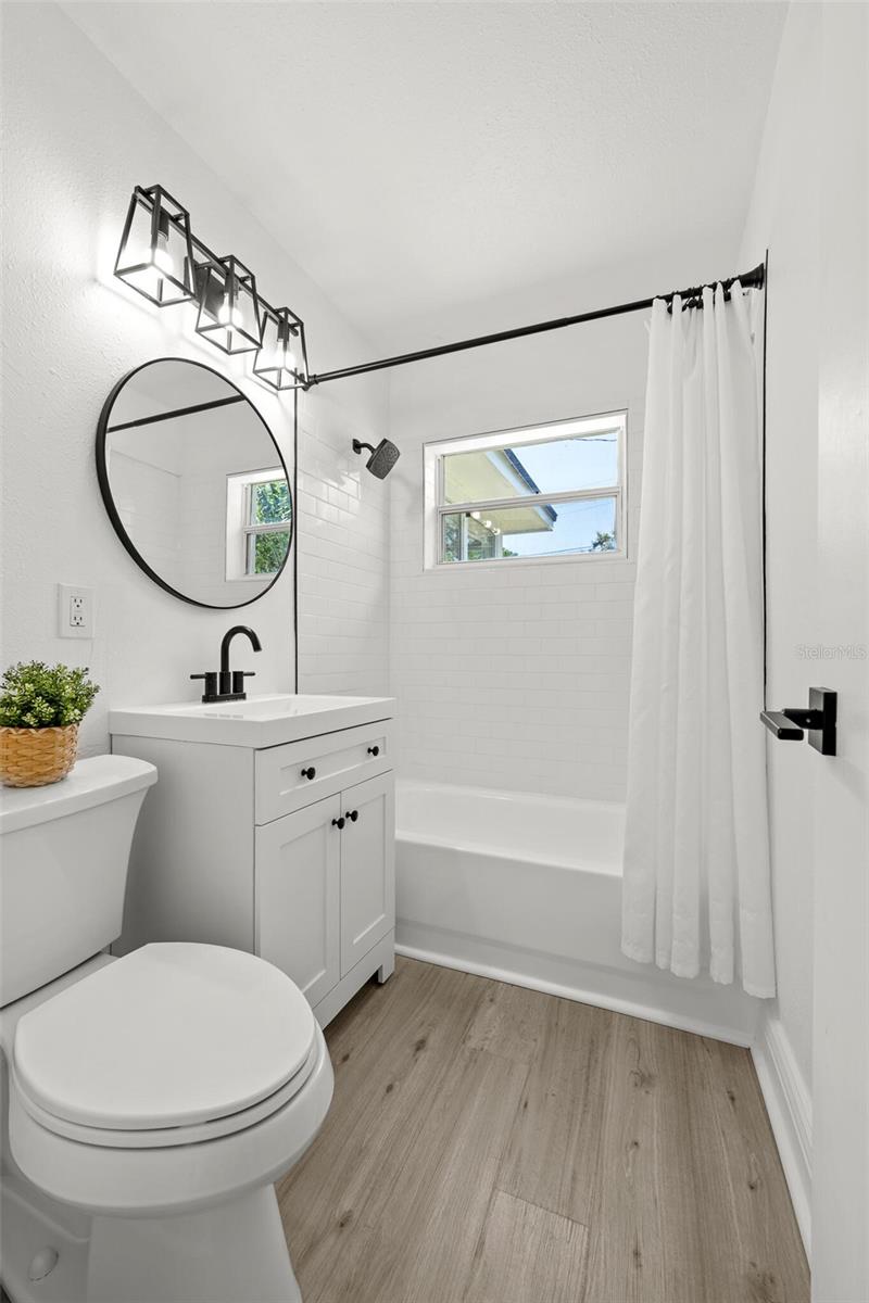 Image 22 of 53 For 707 63rd Avenue S