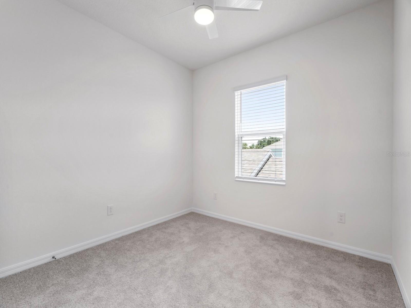 Image 17 of 26 For 1440 Silver Lining Way